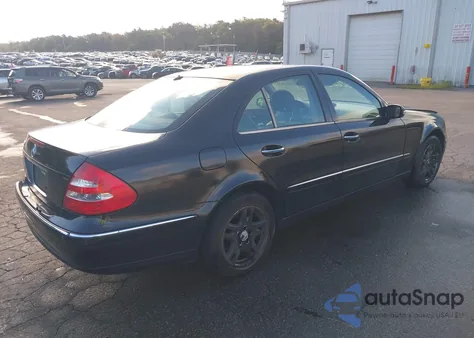 2003 Mercedes-Benz E 320 из США, поврежденный, VIN WDBUF65J63X110520